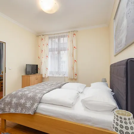 Appartement Charming Located Near The Promenade In By Renters Świnoujście