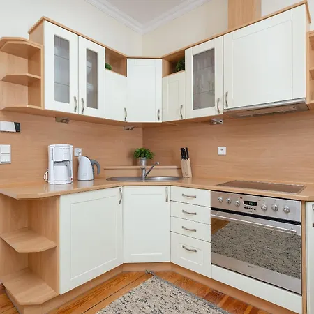 Appartamento Charming Located Near The Promenade In By Renters Świnoujście