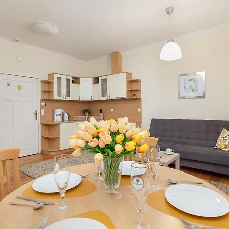 Charming Located Near The Promenade In By Renters Świnoujście